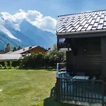 Demi-chalet Familial A - 8 Pers, Parking, Wifi - Fr-1-343-227 * Chamonix