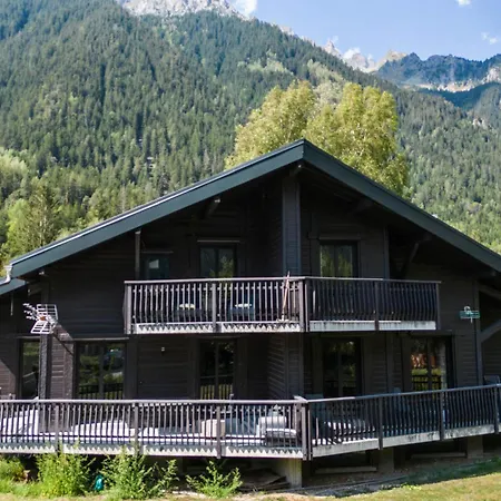 Appartement Demi-chalet Cosy à Avec Jardin, Parking Et Wi-fi - Fr-1-343-227 Chamonix
