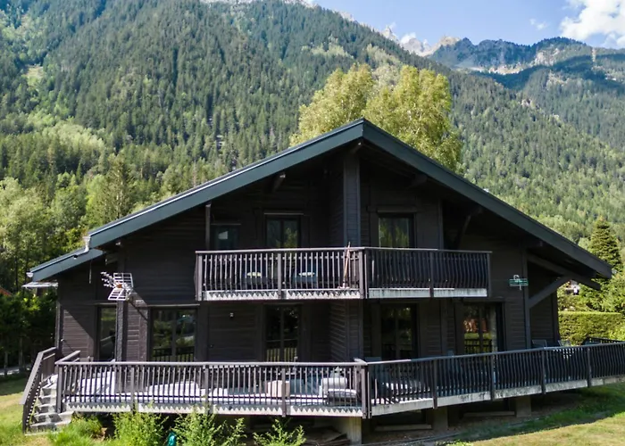Demi-chalet Familial A - 8 Pers, Parking, Wifi - Fr-1-343-227 * Chamonix